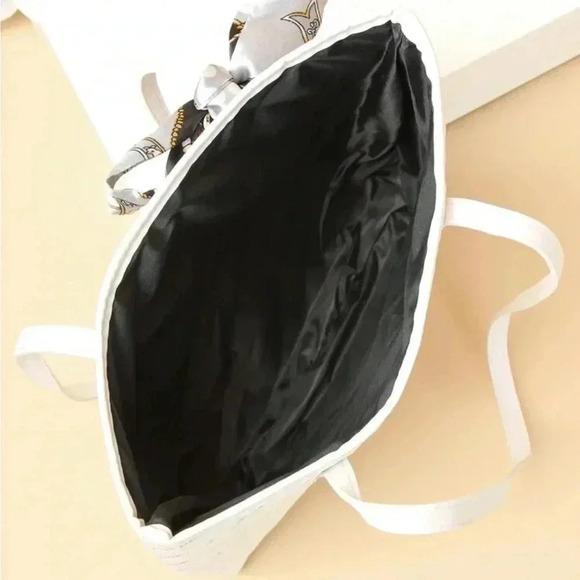 ⚠️Clearance White Quilted Square Scarf Shoulder Tote Bag - Picture 3 of 5